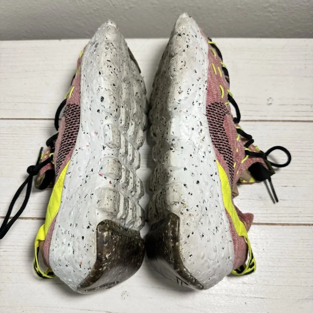 Nike Space Hippie 04 Light Arctic Pink Low Top Sneakers Pink Yellow CD3476-700